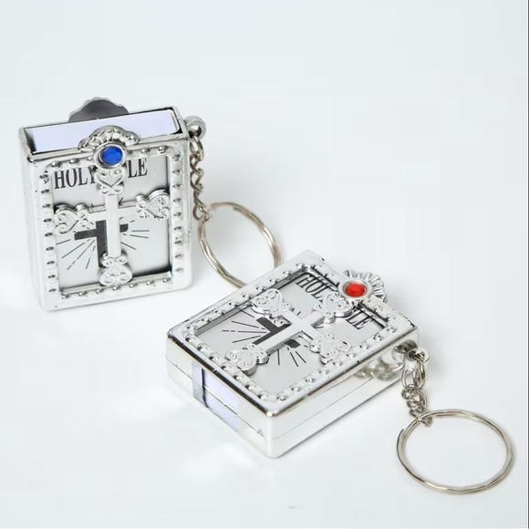 Silver Holy Bible Keychain with blue Gemstone 1 piece - Picture 3 of 14